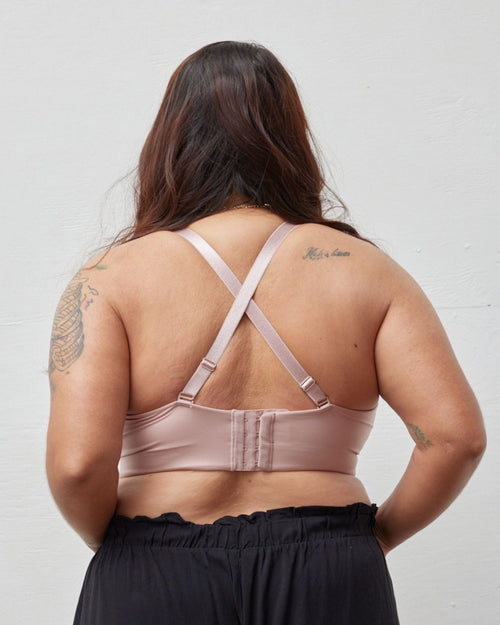 Blush / Au Natural & molded cup bra contour chest with adjustable straps on au natural model back view